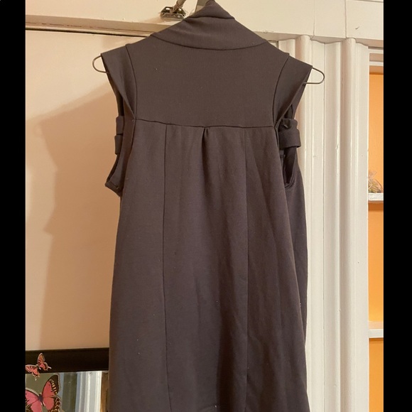 Grey Vest, Seduction Large - Picture 3 of 3